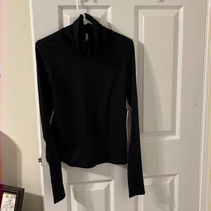 NWT alo yoga turtle neck
